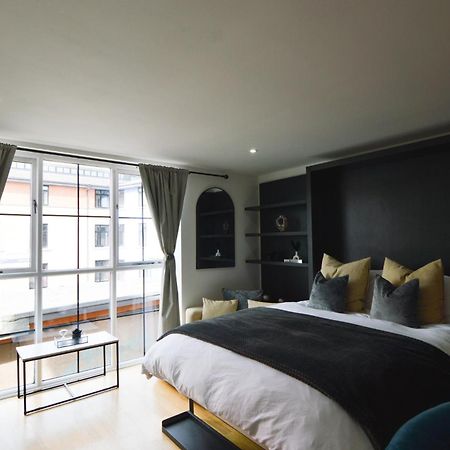 Cosy, Centrally Located Studio With Gated Parking! 拉夫堡 外观 照片