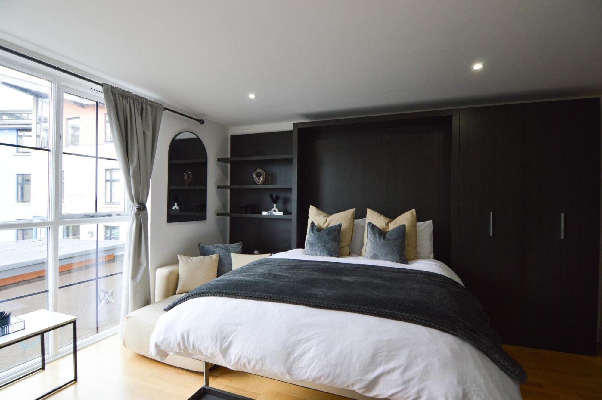 Cosy, Centrally Located Studio With Gated Parking! 拉夫堡 外观 照片